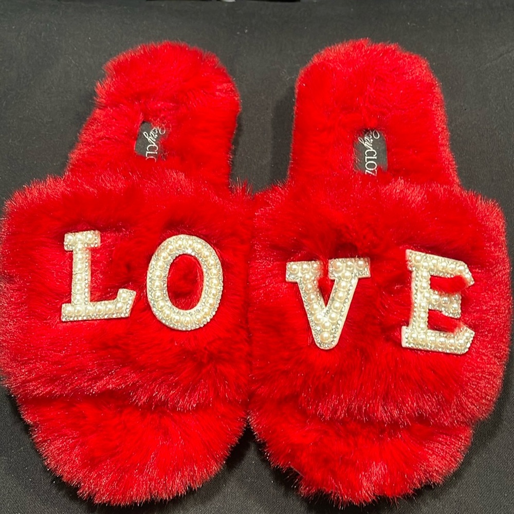 Women’s slippers